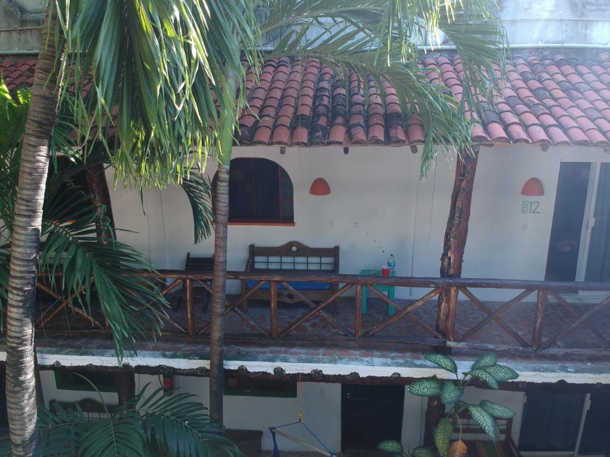 Hostal Mx 5Th Avenue Плая дел Кармен Екстериор снимка